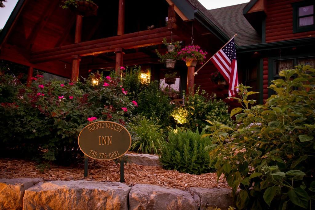Scenic Valley Inn B&B And Event Center Manhattan Exterior foto